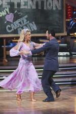 Танцы со звездами: 427x640 / 55 Кб