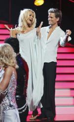 Танцы со звездами: 391x640 / 44 Кб