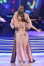 Танцы со звездами: 427x640 / 56 Кб