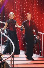 Танцы со звездами: 413x640 / 59 Кб