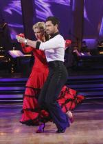 Танцы со звездами: 460x640 / 51 Кб