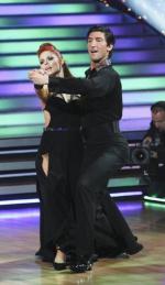 Танцы со звездами: 372x640 / 38 Кб