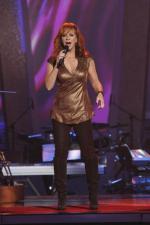 Танцы со звездами: 427x640 / 35 Кб