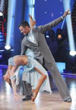 Танцы со звездами: 446x640 / 54 Кб