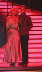 Танцы со звездами: 380x640 / 38 Кб