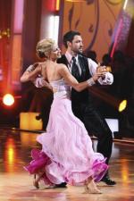 Танцы со звездами: 427x640 / 50 Кб