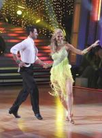 Танцы со звездами: 476x640 / 64 Кб