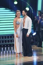 Танцы со звездами: 427x640 / 51 Кб