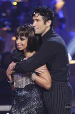 Танцы со звездами: 422x640 / 50 Кб