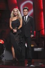 Танцы со звездами: 427x640 / 37 Кб