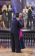 Танцы со звездами: 404x640 / 47 Кб