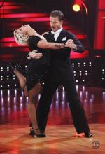 Танцы со звездами: 437x640 / 46 Кб