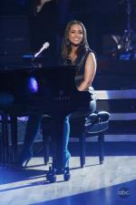 Танцы со звездами: 427x640 / 38 Кб