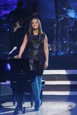 Танцы со звездами: 427x640 / 42 Кб