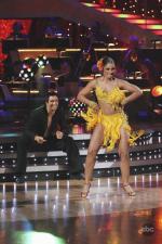 Танцы со звездами: 427x640 / 59 Кб