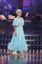 Танцы со звездами: 427x640 / 45 Кб