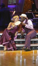 Танцы со звездами: 373x640 / 49 Кб