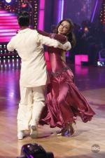 Танцы со звездами: 427x640 / 53 Кб