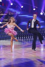 Танцы со звездами: 434x640 / 57 Кб