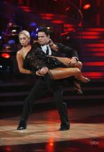 Танцы со звездами: 439x640 / 41 Кб