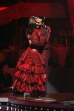 Танцы со звездами: 427x640 / 42 Кб