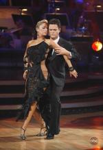 Танцы со звездами: 439x640 / 46 Кб