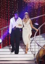 Танцы со звездами: 445x640 / 66 Кб