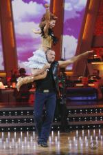 Танцы со звездами: 427x640 / 54 Кб