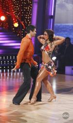 Танцы со звездами: 382x640 / 53 Кб