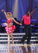 Танцы со звездами: 458x640 / 61 Кб