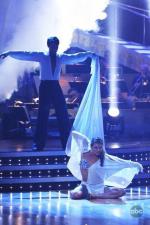 Танцы со звездами: 427x640 / 55 Кб