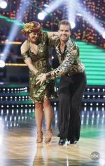 Танцы со звездами: 407x640 / 66 Кб