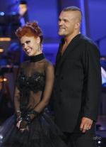 Танцы со звездами: 466x640 / 43 Кб