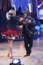 Танцы со звездами: 427x640 / 56 Кб