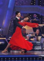 Танцы со звездами: 470x640 / 53 Кб