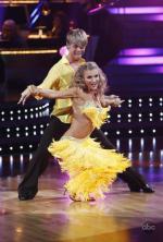 Танцы со звездами: 433x640 / 56 Кб