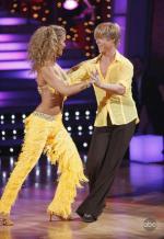 Танцы со звездами: 442x640 / 58 Кб