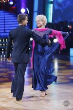 Танцы со звездами: 428x640 / 52 Кб