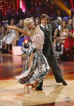 Танцы со звездами: 448x640 / 69 Кб