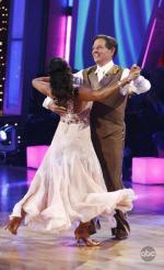 Танцы со звездами: 391x640 / 48 Кб