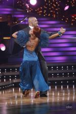 Танцы со звездами: 427x640 / 51 Кб