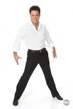 Танцы со звездами: 427x640 / 19 Кб