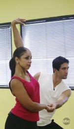 Танцы со звездами: 372x640 / 47 Кб