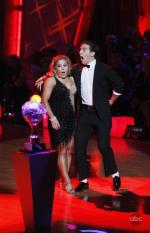 Танцы со звездами: 413x640 / 40 Кб