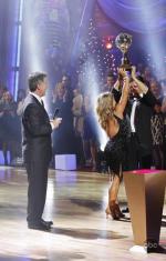 Танцы со звездами: 410x640 / 52 Кб