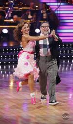 Танцы со звездами: 378x640 / 57 Кб