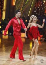 Танцы со звездами: 453x640 / 60 Кб