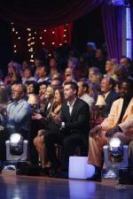 Танцы со звездами: 427x640 / 54 Кб