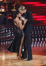 Танцы со звездами: 449x640 / 52 Кб