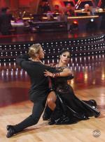 Танцы со звездами: 472x640 / 61 Кб